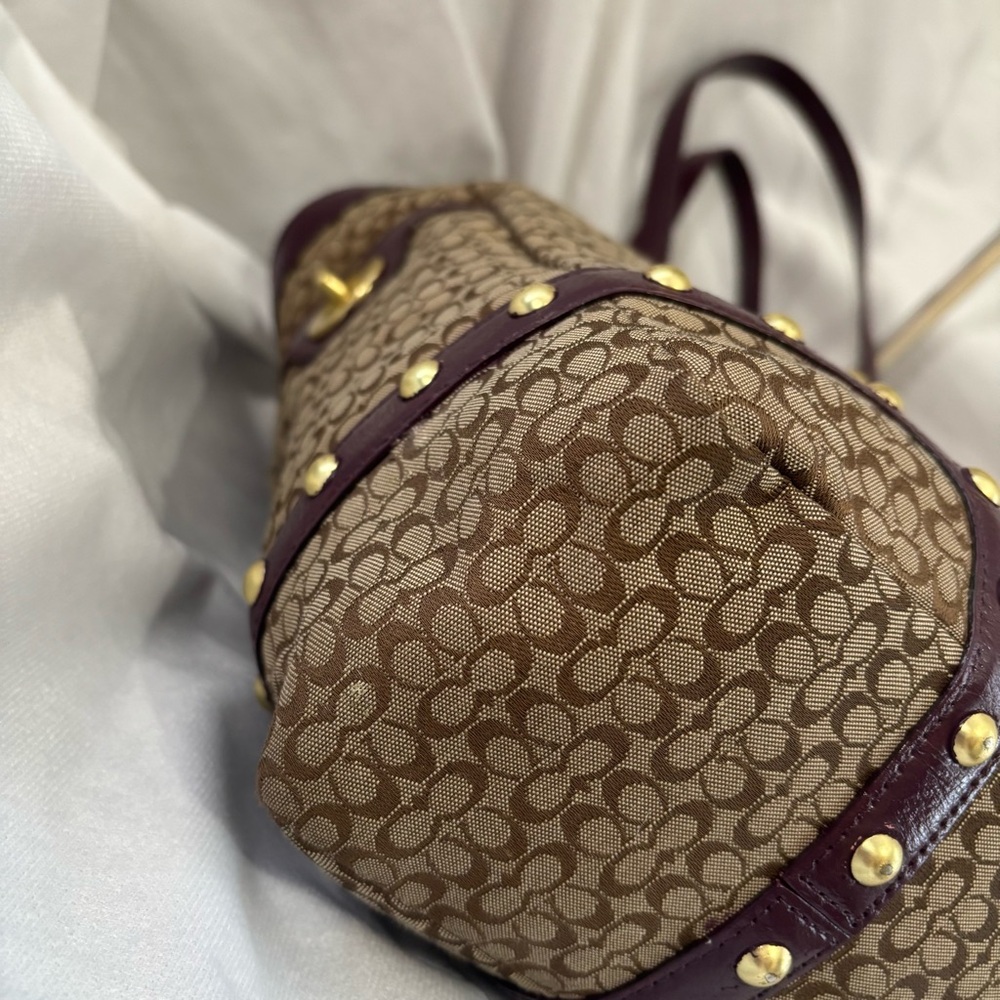 Coach Vintage Studded Signature C Shoulder Bag Tote Large Brown Burgundy Leather - Picture 10 of 14